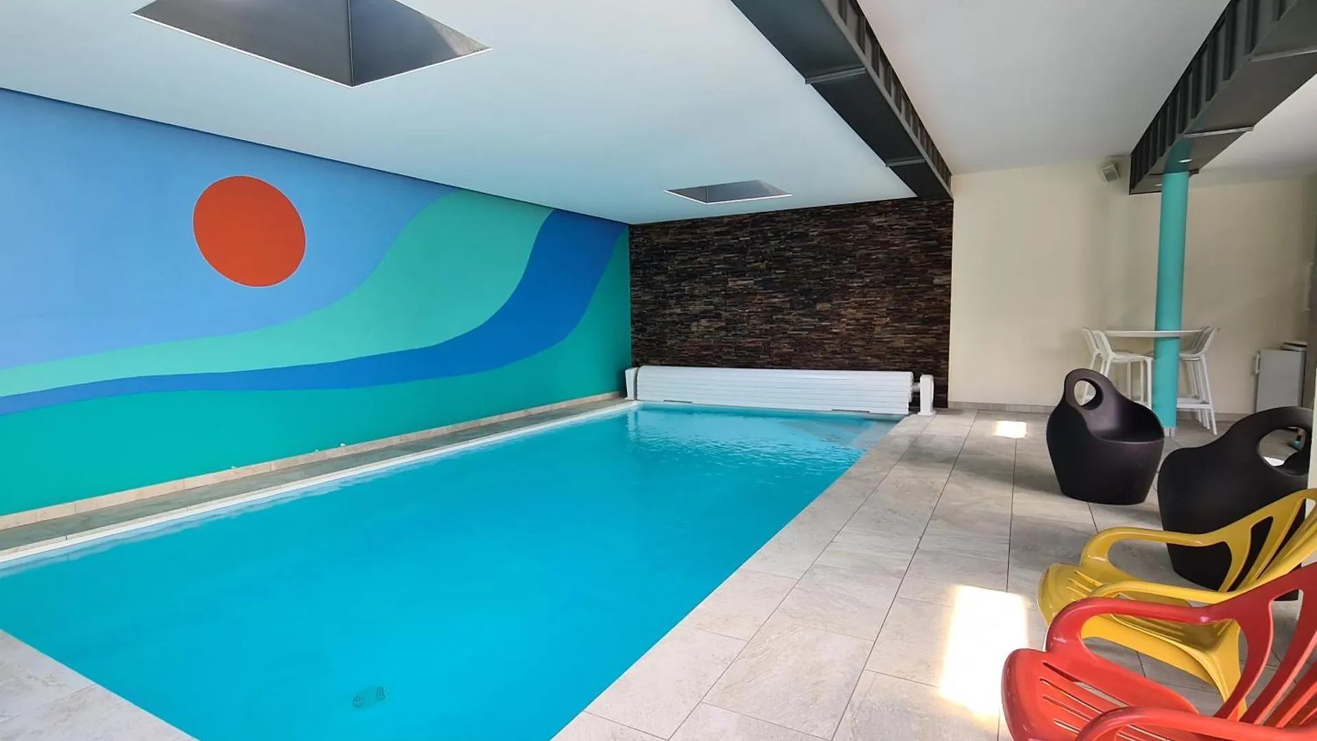 Villa Ty Mam Goz, 50M Mer, Piscine Interieure, Spa, 11 Personnes Santec