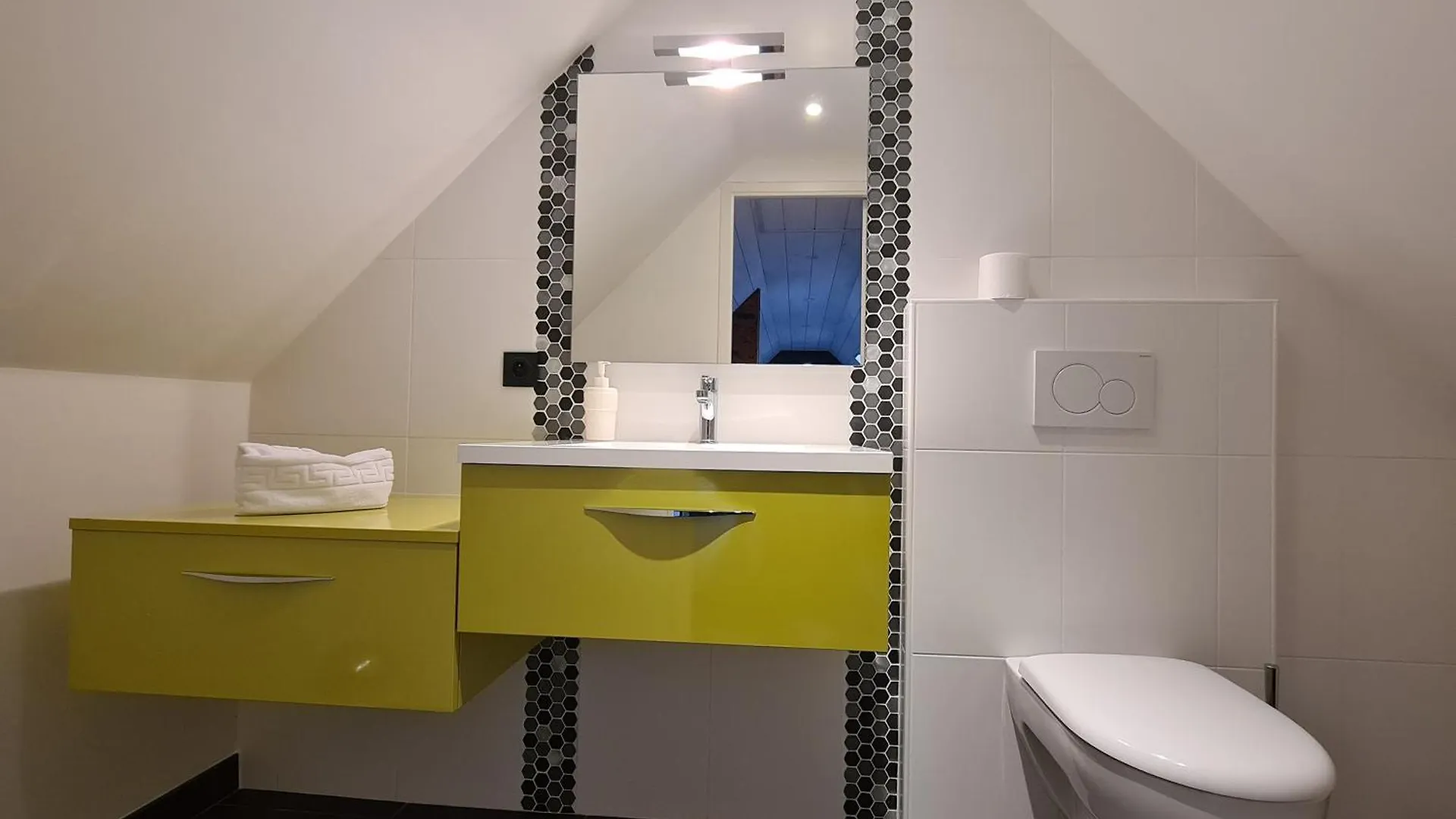 Villa Ty Mam Goz, 50M Mer, Piscine Interieure, Spa, 11 Personnes Santec Frankrike